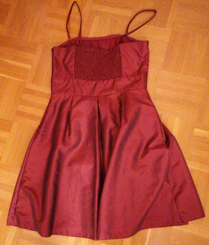 Elegantes Kleid gr38 bordeaux mit Spitzenweste in Gundelsheim