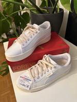 Puma Sneaker Schuhe Gr. 41 **neu mit Etikett* Beige weiß Frühling Wandsbek - Hamburg Eilbek Vorschau