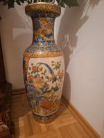 Sehr große Boden Vase. China Vase. Mit Kunstblumen deko. Bayern - Germering Vorschau