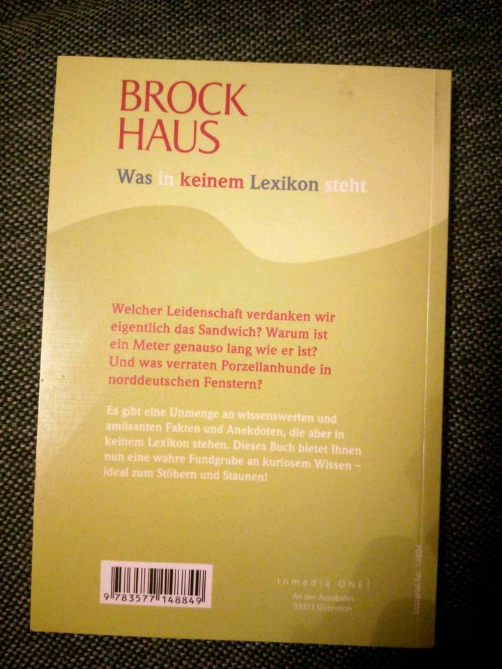 Buch, Brockhaus - Was in keinem Lexikon steht in Stadtoldendorf