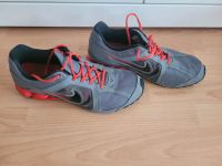 Nike Turnschuhe Sportschuhe Gr. 47 Nordrhein-Westfalen - Erftstadt Vorschau