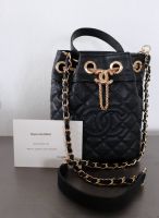 Chanel VIP Gift New York Tasche Crossbody Schwarz Champagnergold Beuteltasche Bayern - Haag in Oberbayern Vorschau