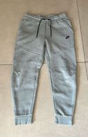 Nike Fleece Tech Hose grau Gr. M Top Bochum - Bochum-Wattenscheid Vorschau