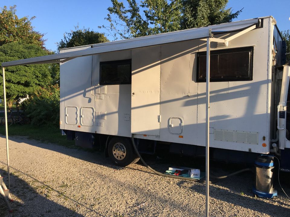 Oldtimer Mercedes Benz 608 LKW mit Campingaufbau in Gottfrieding