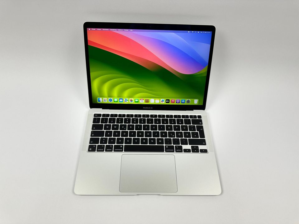 Apple MacBook Air 13,3“ M1 8C CPU 7C GPU 256 GB SSD 8 GB Ram 20 in Neuburg am Rhein