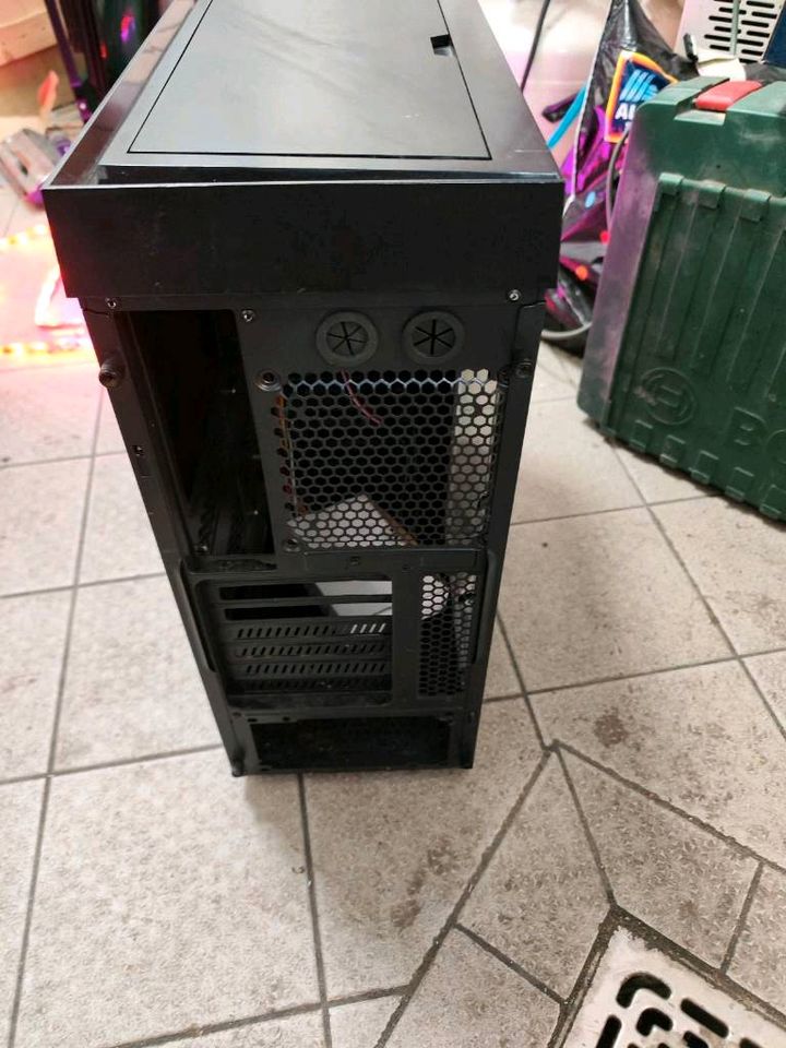 Gaming PC Gehäuse in Mengerschied