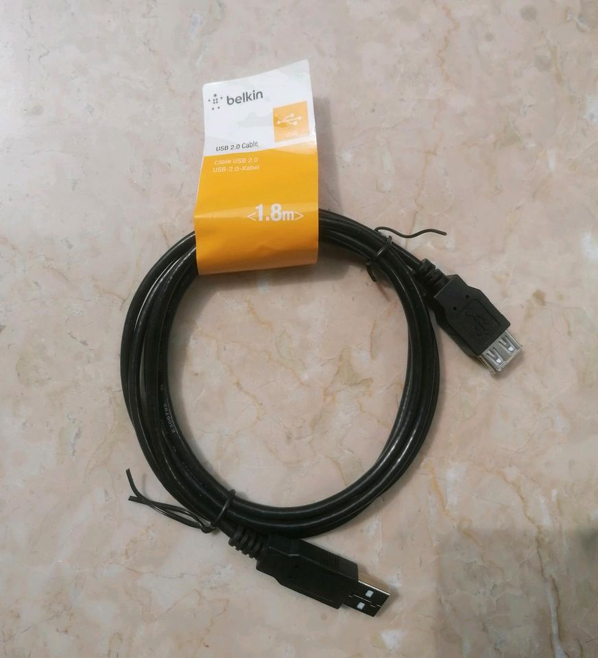 1,8 cm USB Kabel in München
