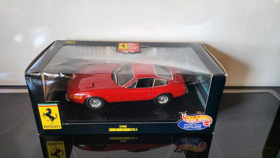 Modell Autos 1:18 Ferrari BMW in Werneck