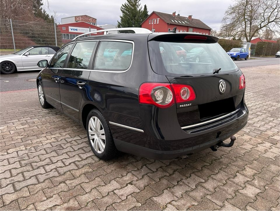 Volkswagen Passat 2.0 Automatik Teilleder NUR HEUTE in Groß-Umstadt