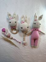 Amigurumi 4er Set◆Hase◆ Spieluhr◆Schnullerkette◆Rassel Nordrhein-Westfalen - Niederzier Vorschau