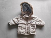 Winterjacke mit Kapuze in Größe 68 für 5€ Hessen - Mörfelden-Walldorf Vorschau