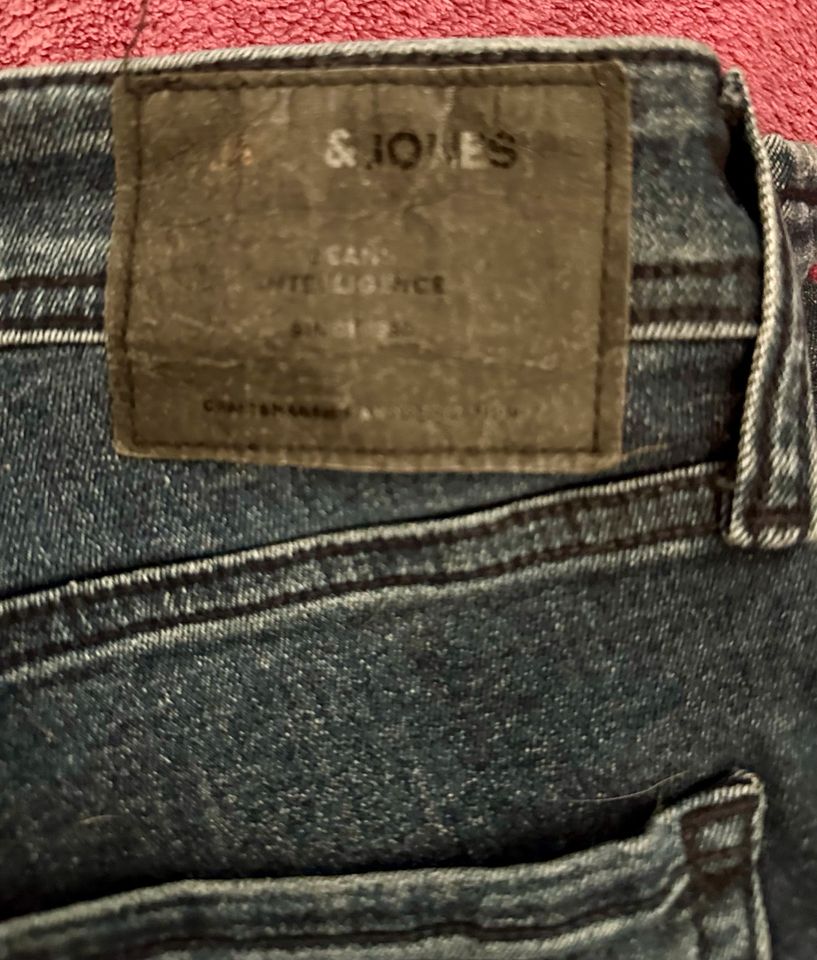 Jack & Jones und identic Jeans Gr. W34 verschiedene Farben in Düren