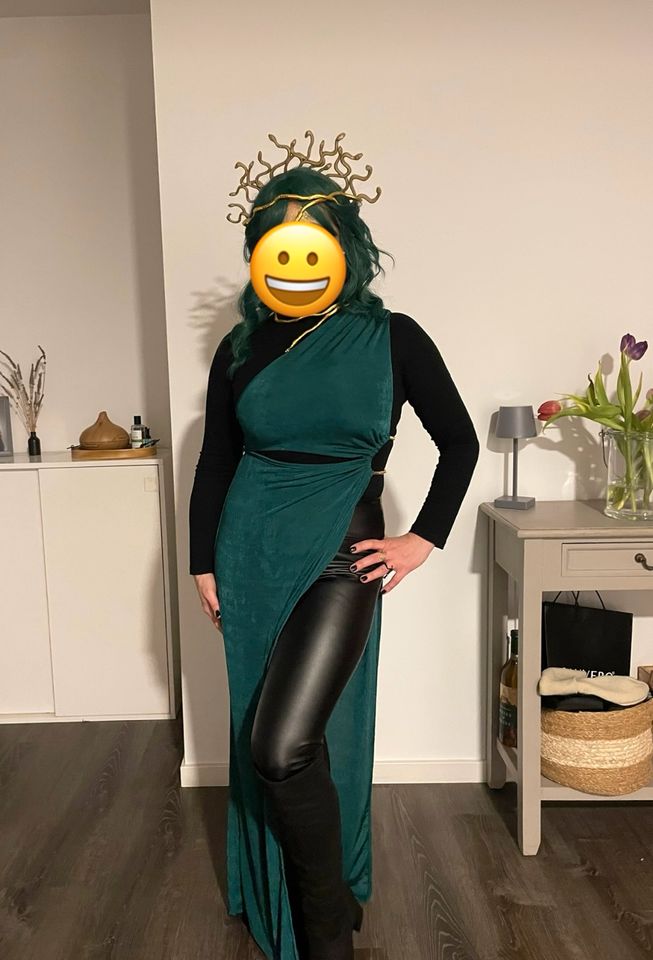 Medusa Schlange Kostüm Kleid Sommerkleid  gr. S in Hoyerswerda