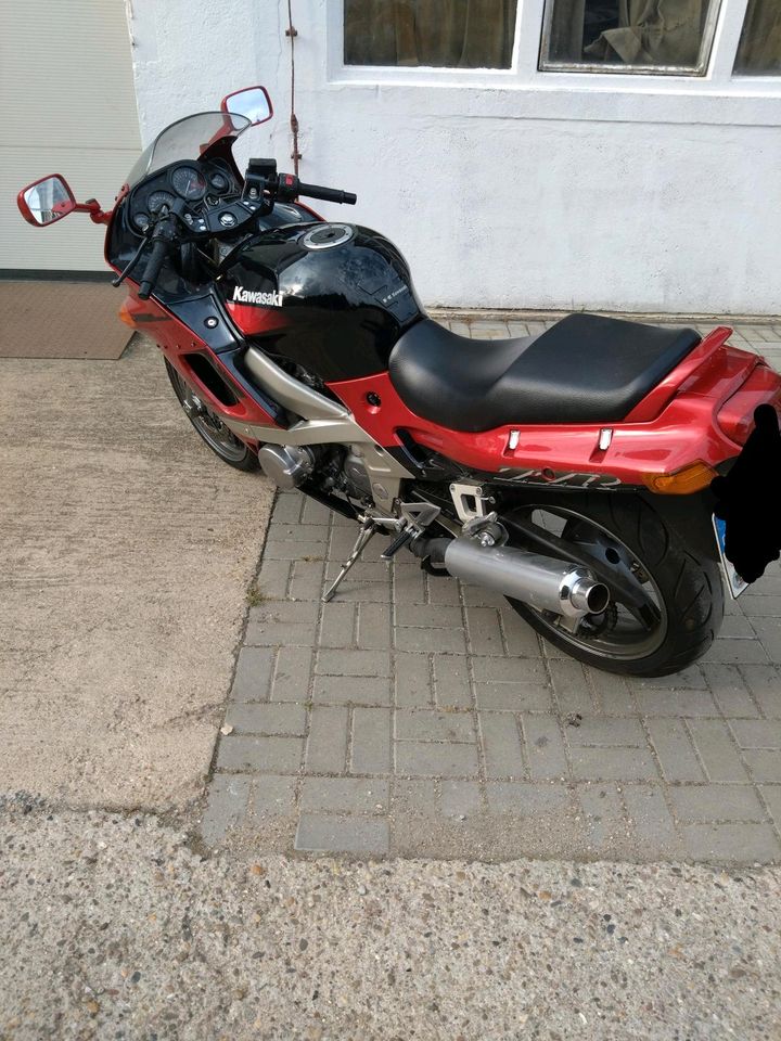 Kawasaki ZZR 600  (ZX 600 E) in Nienburg (Saale)