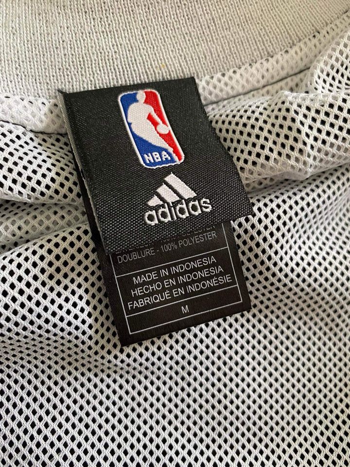 36 38 Adidas College nba Jacke Neu Brooklyn nets Basketball mj ku in Leverkusen