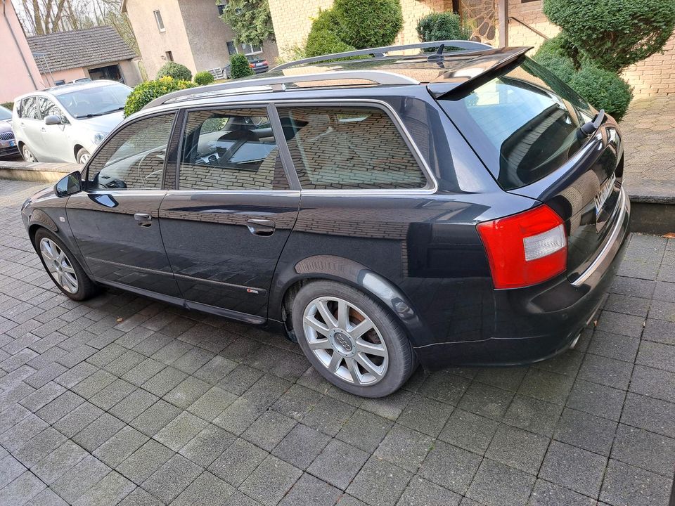 Audi A 4 b6 V6 Benziner S Line Quattro in Spenge