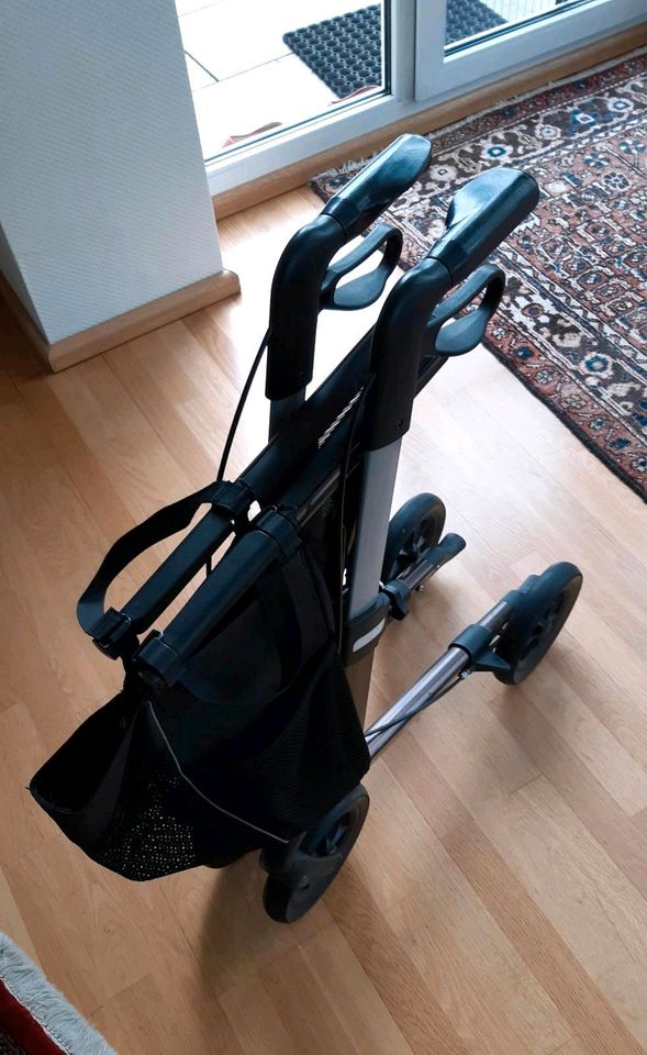 RUSSKA Rollator vital plus in Teltow