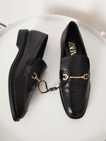 Zara Loafers aud Leder schwarz / gold Loafer Slipper Bayern - Erlangen Vorschau