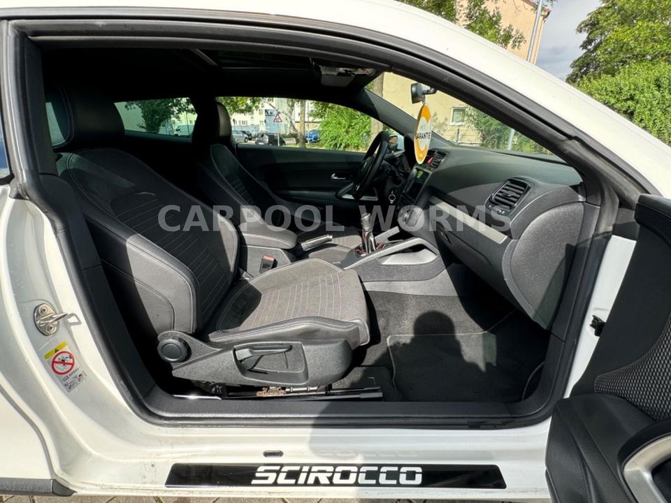 Volkswagen Scirocco 1.4 TSI Sport 20"ALU+PANO+LEDER+TOUCH in Worms