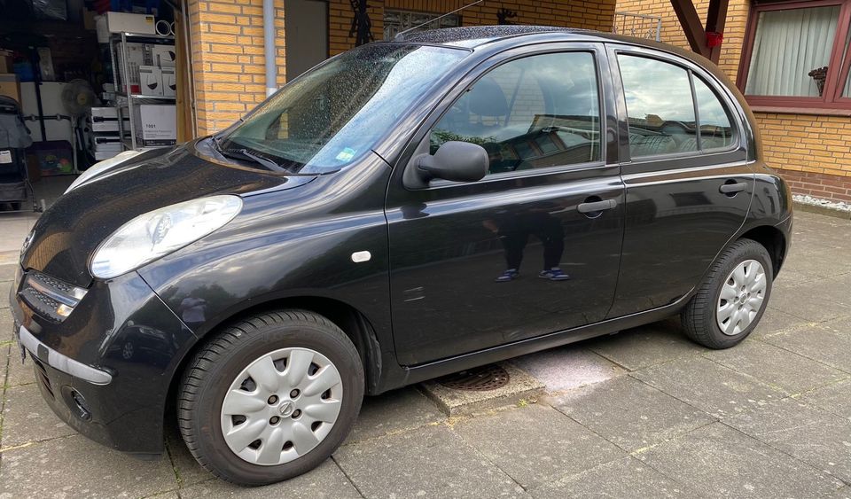 Nissan micra,5 Trg, gut erhalten, 8 Fach bereiftTÜV 09-25 in Bremen