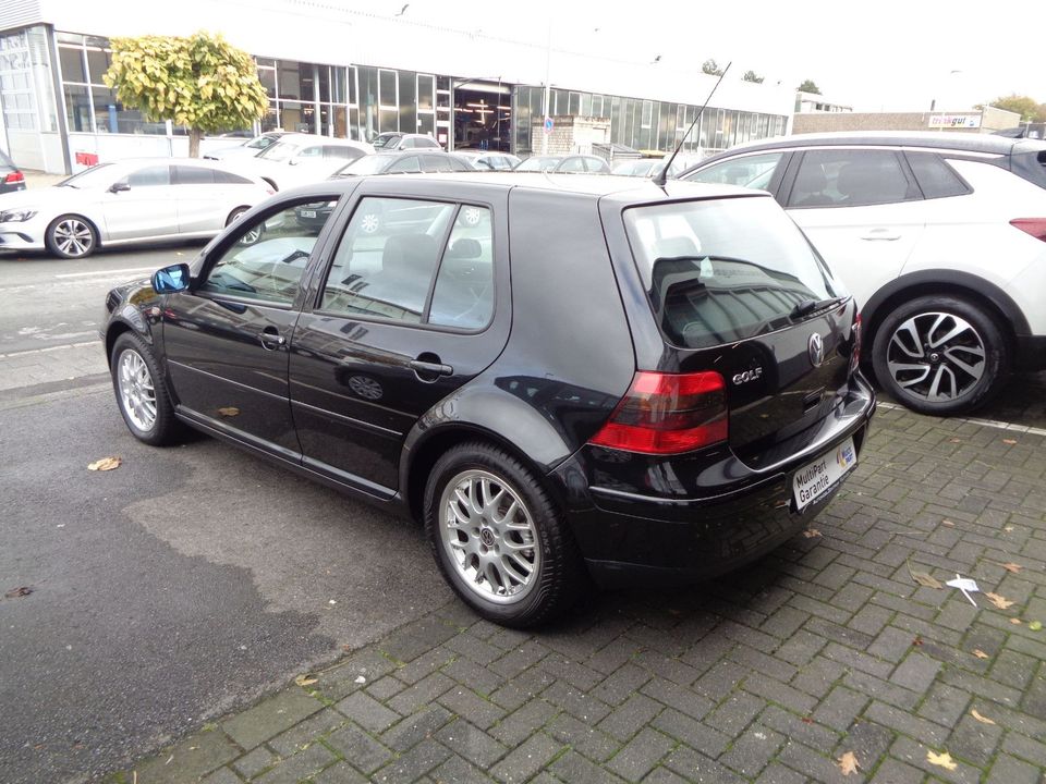 Volkswagen Golf 1.8T GTI EXCLUSIVE 1.HD*RECARO*S-DACH*ALU in Ratingen