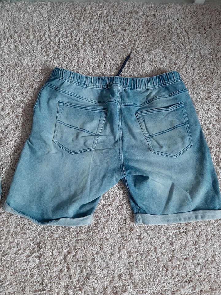 Jeans Shorts Herren ,2 Stück ,Hellblau,XL in Mülheim (Ruhr)