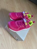 NEU Schuhe Turnschuhe Hallen Sportschuhe Mädchen Gr 34 pink Bayern - Bad Aibling Vorschau