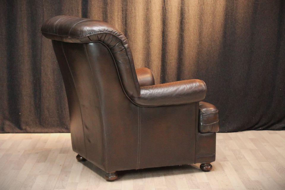 Chesterfield Style Sessel / Ohrensessel, Kalbsleder, braun in Heinsberg