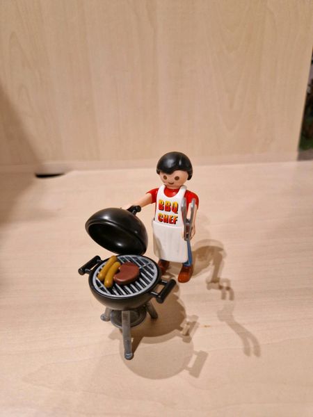 Playmobil Figur Papa Mit Grill 4649 Rarität Vollständig in Bayern -  Adelsried | Playmobil günstig kaufen, gebraucht oder neu | eBay  Kleinanzeigen ist jetzt Kleinanzeigen