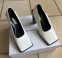 Balenciaga Damen Schuhe Größe 38 Hessen - Rüsselsheim Vorschau