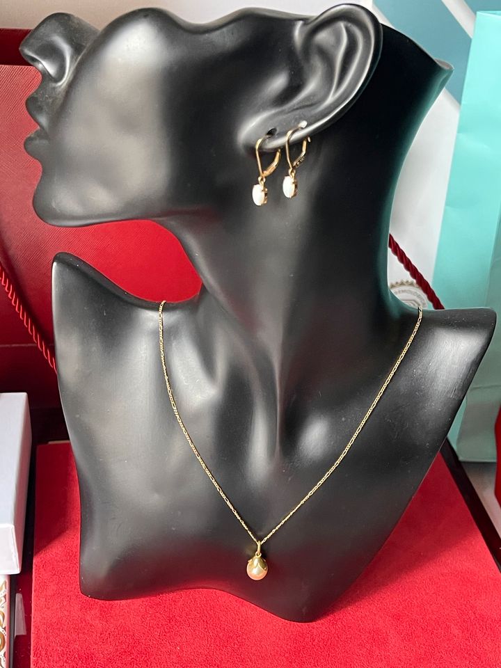 Damen Goldkette mit Perlen 585 14K Süßwasserperle Weissgold Kette in Berlin
