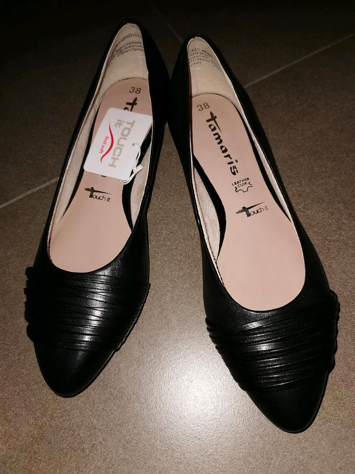 Tamaris Ballerina schwarz spitz Gr. 38 neu mit Etikett in Rheinland-Pfalz -  Schifferstadt | eBay Kleinanzeigen ist jetzt Kleinanzeigen