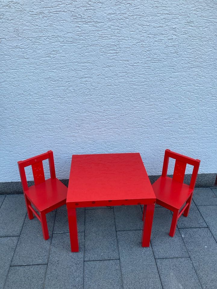 Ikea Kritter Kindertisch mit 2 Stühlen in Soest
