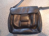 Schöne Mandarina Duck Lederhandtasche in schwarz Nordrhein-Westfalen - Königswinter Vorschau