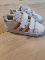 Adidas Kinderschuhe Gr. 26 Niedersachsen - Oldendorf (Luhe) Vorschau