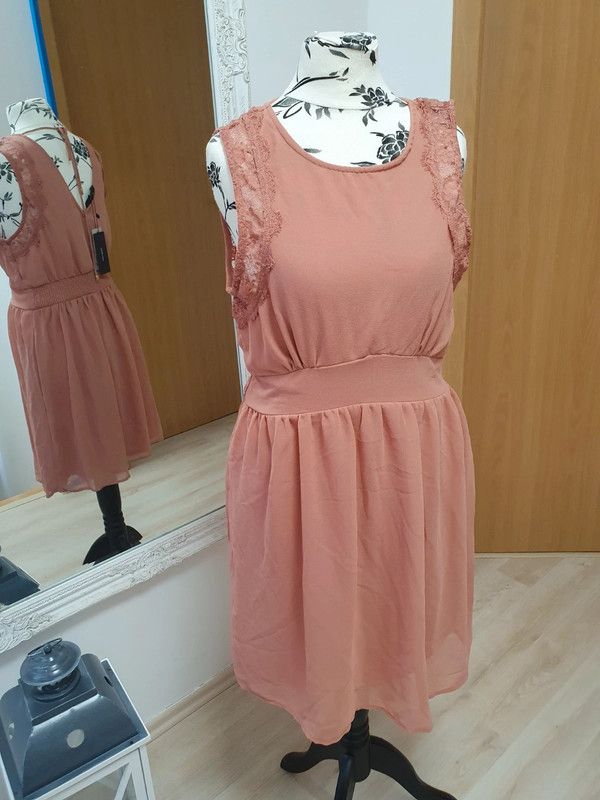 Vero Moda Kleid Gr S neu in Raisdorf