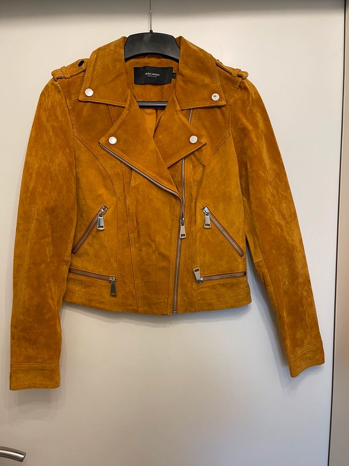 Leder-Jacke von Vero-Moda in Bochum