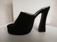 Da.-Plateau-Schuhe Gr. 37/schwarzes Velours/ sehr guter Zustand Hessen - Grasellenbach Vorschau