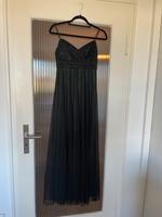 Edles Abendkleid / Ballkleid mit Perlen- und Paillettenbesatz München - Maxvorstadt Vorschau