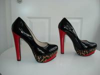 **High Heel** NEU Gr.40 schwarz/rot LACK 14,5cm Hessen - Bürstadt Vorschau
