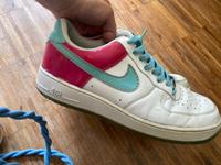 NIKE AIR FORCE XXV pink  türkis weiß sehr gerne getragen 44 München - Bogenhausen Vorschau