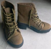 CROPP Stiefeletten Boots Stiefel Schuhe Gr 39 Frühjahr grün khaki Sachsen - Schöpstal Vorschau