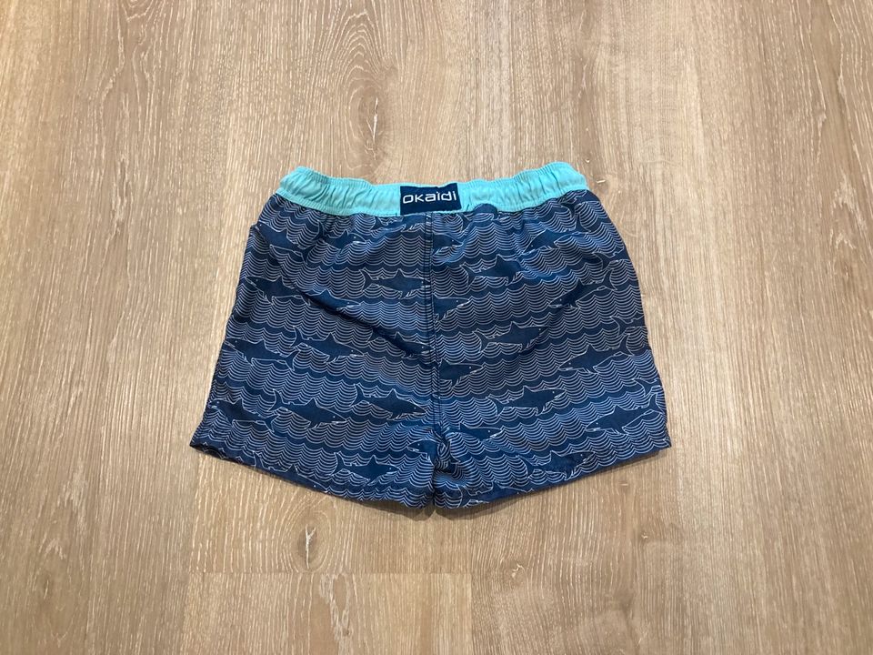 Okaidi Kinder Badeshort/Badehose, Haimotiv, Gr. 116 in München