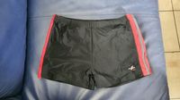 coole Maui Badehose Schwimmhose schwarz rot Gr. 164, wie neu Bayern - Landshut Vorschau