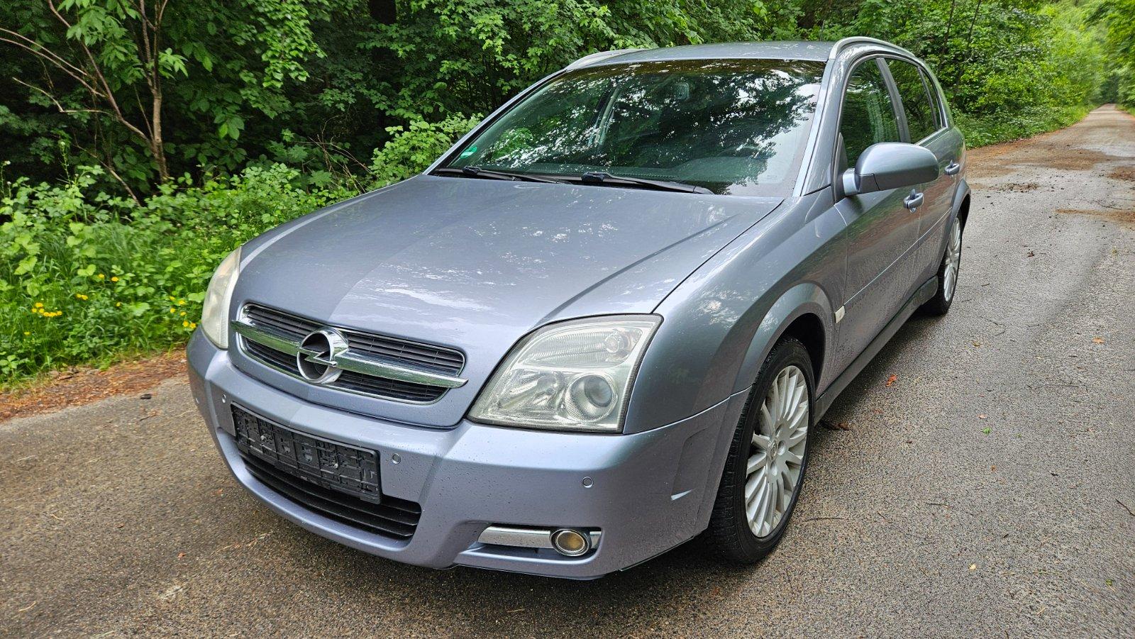Abbildung des Autos Opel Signum 2.2 Direct A…
