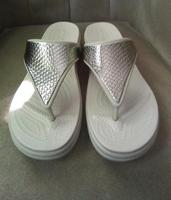 Neue Crocs Schuhe Gr.42  W 11 inkl Versand Nordrhein-Westfalen - Neuss Vorschau