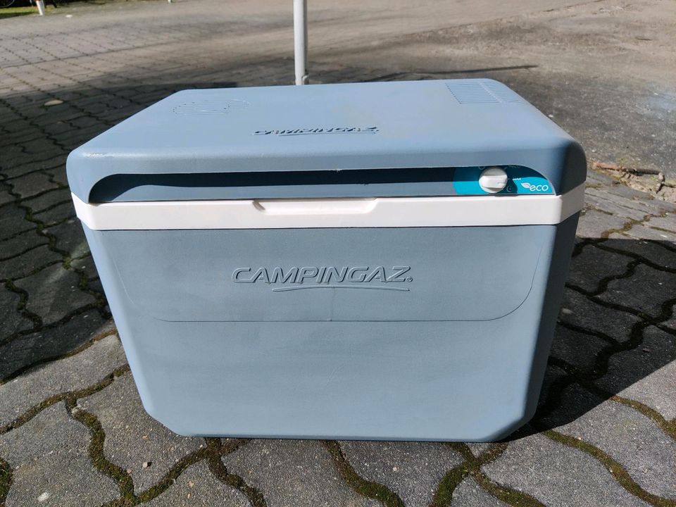 Thermoelektrische Kühlbox Campingaz Powerbox Plus 36L in Berlin