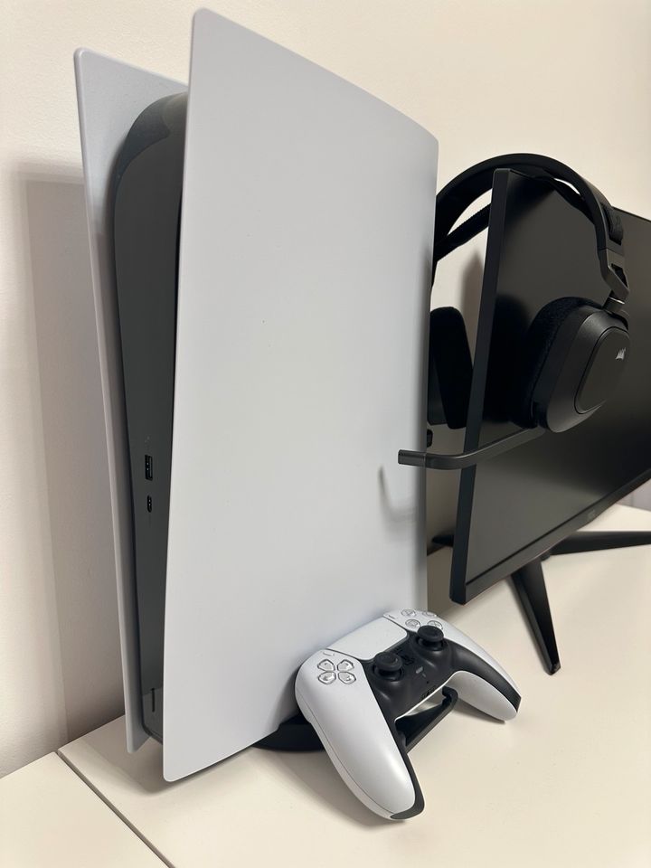 Playstation 5 +AOC + Corsair Headset in Mörfelden-Walldorf
