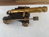 Kanone aus Messing mit Holzgestell Modell Miniatur Kreis Pinneberg - Moorrege Vorschau