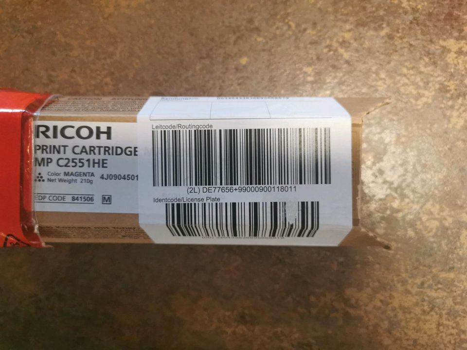 Ricoh 841506 Magenta Toner MP C2551HE originalverpackt in Friesenheim